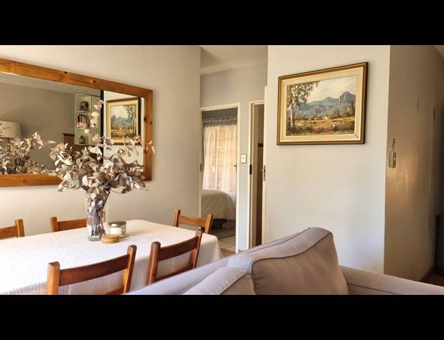 2 BEDROOM APARTMENT RENTED IN BOARDWALK VILLAS